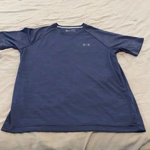 Under armour heat gear athletic shirt